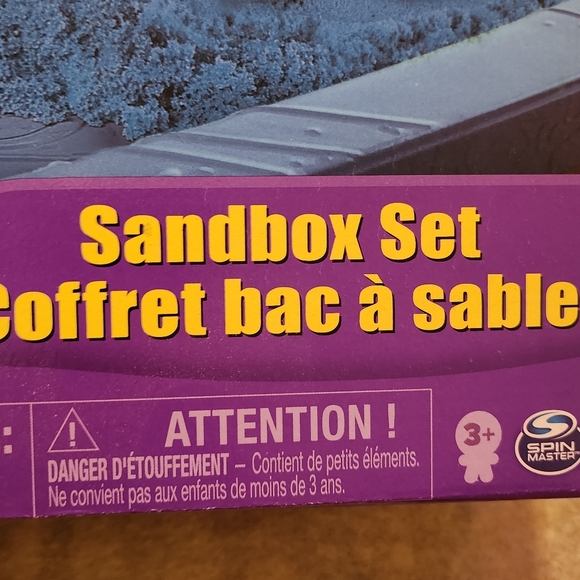 Spin Master Kinetic Sand Sandbox Set NWT - Picture 4 of 8